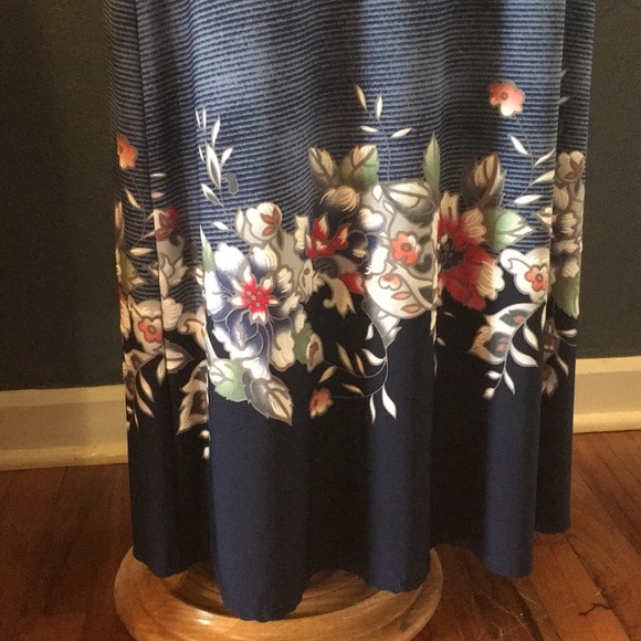 NWT Navy Floral & Stripe Maxi Skirt - Picture 6 of 8